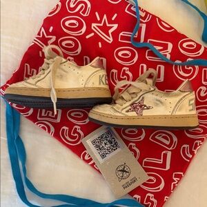 Golden Goose Kids' White and Pink Star Sneakers - Toddler size 5